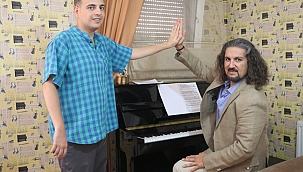 "Konuşamaz" denilen otizmli Recep Ege başardı