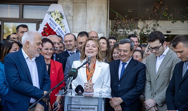 Konak’ta Nilüfer Çınarlı Mutlu dönemi coşkuyla başladı