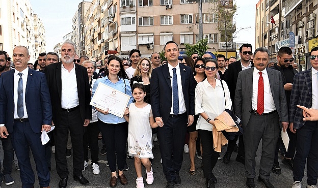 Ömer Eşki’ye Bornova’da coşkulu karşılama