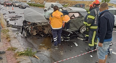 İki otomobilin çarpıştığı kazada 1 kişi öldü,