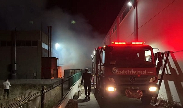 Kahve fabrikasında çıkan yangın söndürüldü