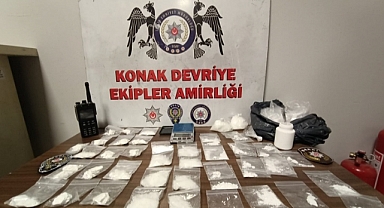 İzmir'de Kovalamaca Sonu Uyuşturucu Tutuklaması