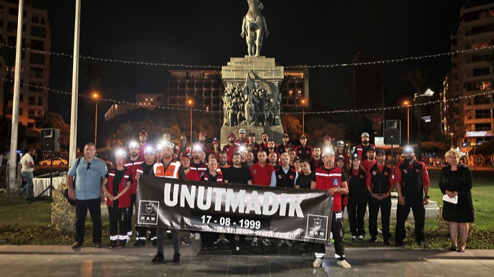 Konak’ta 17 Ağustos için sessiz yürüyüş