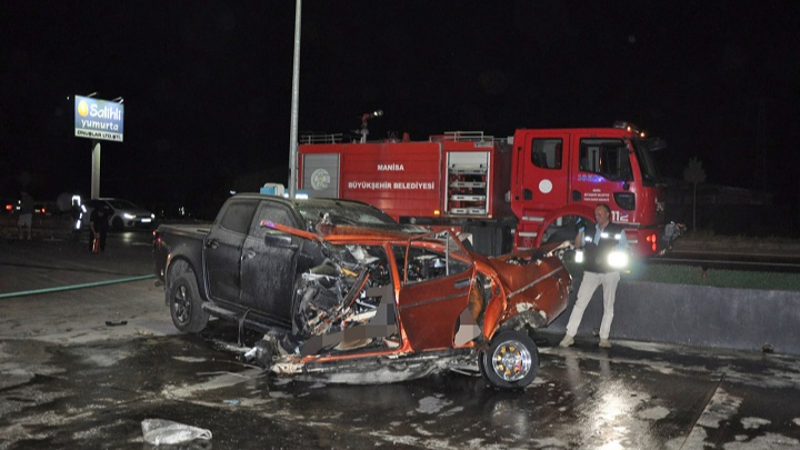 Flaş – Son Dakika: Manisa Salihli’de feci kaza: 5 ölü, 6 yaralı