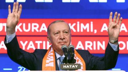 Erdoğan: Deprem Turistleri Gitti, Biz Buradayız