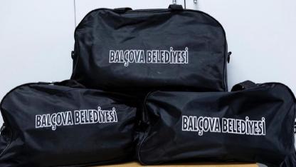 Balçova’dan askere giden gençlere destek paketi