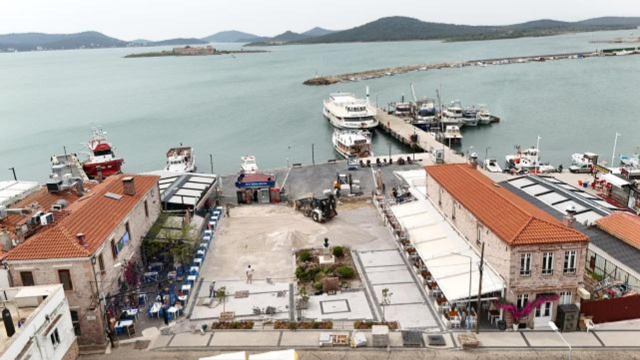 Cunda’ya Estetik Dokunuş