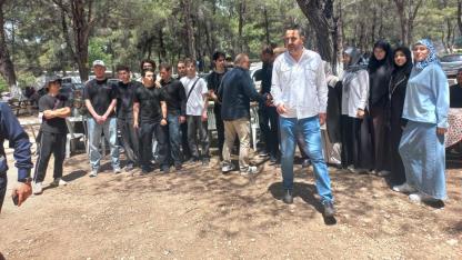 AK Parti Bayraklı Teşkilatı Çiçekli Köy’de Anneler Günü İçin Buluştu