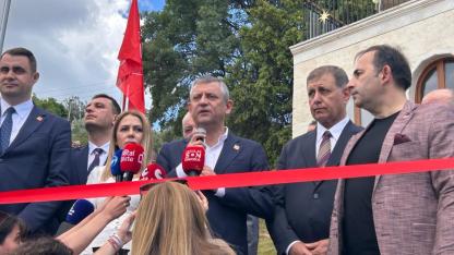 Özgür Özel: “Siyaset Ayırır, Camiler Birleştirir”