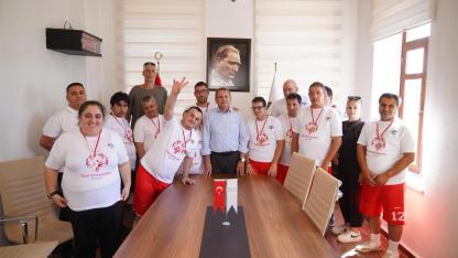 Ayvalık’ın Özel Şampiyonları Madalyaya Koştu