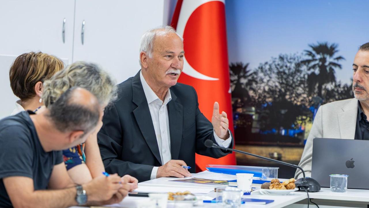 Başkan Tugay’dan Zeytin Hamlesi