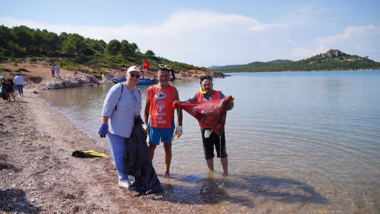Çocuklar Doğa İçin El Ele Verdi