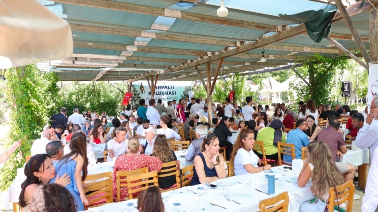 *Kahramanmaraşlılar Bornova'da kahvaltı programında buluştu!*